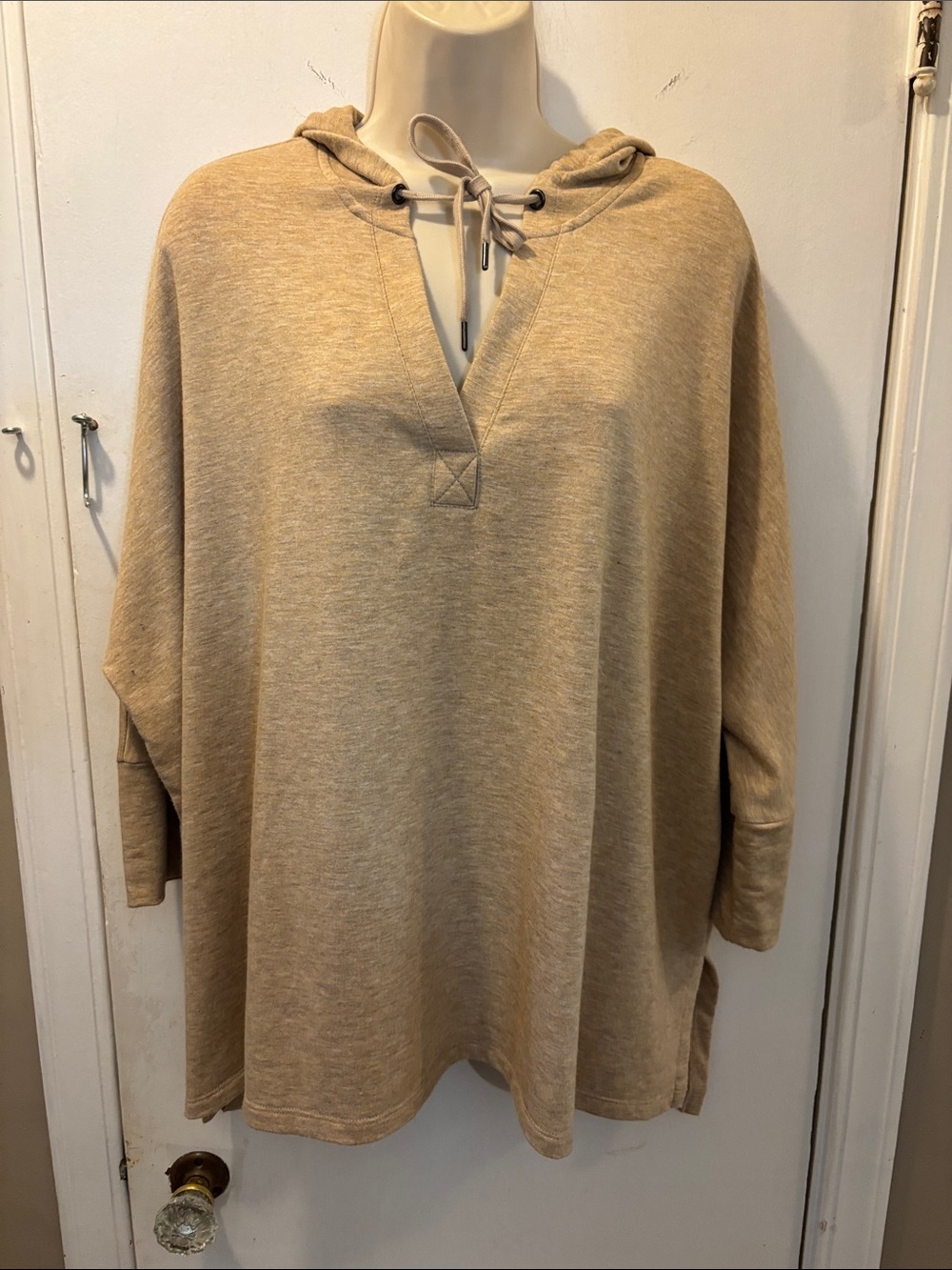 Style & Co large Relaxed Hooded Tunic Top 26-464